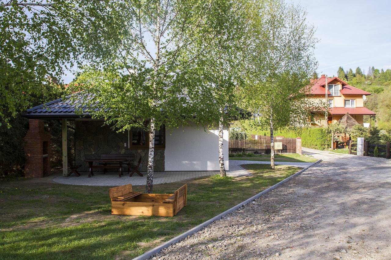 "Miedzy Gruszka A Sanem" Apartment Lesko Exterior photo