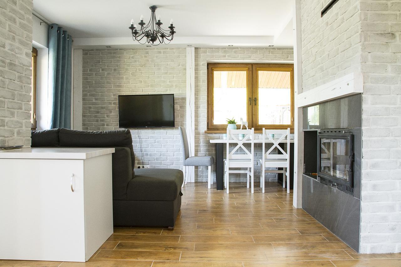"Miedzy Gruszka A Sanem" Apartment Lesko Exterior photo